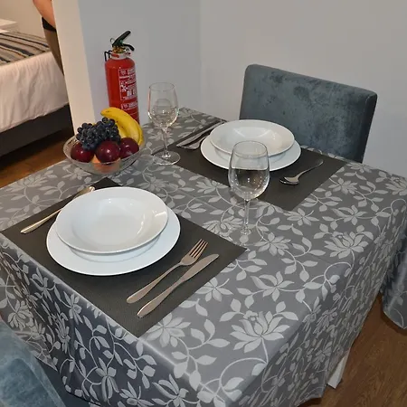 דירה Edificio Charles 301 פונשל