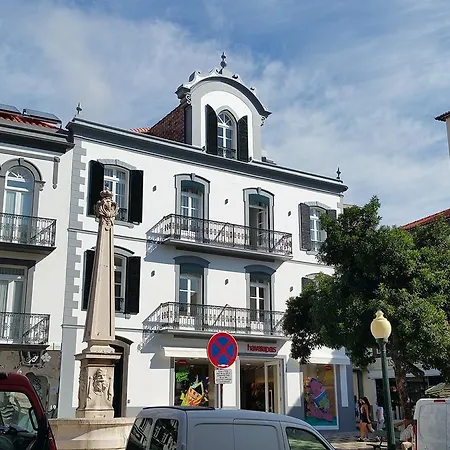 Edificio Charles 301 דירה