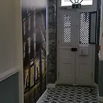 Edificio Charles 301 Apartment