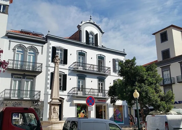 Edificio Charles 301 公寓