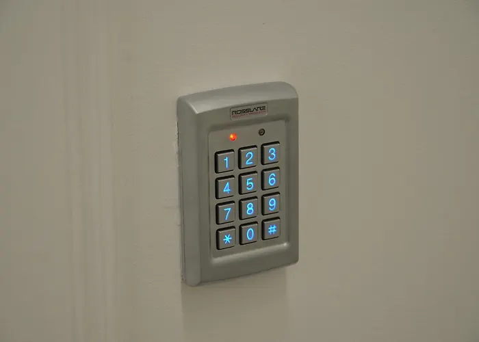 Edificio Charles 301 * Funchal (Madeira)